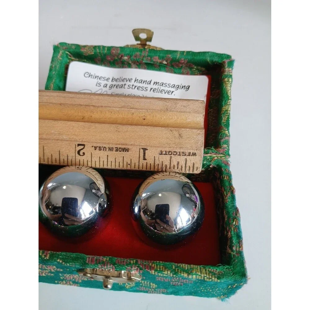 VTG CHINESE HAND MASSAGE BALLS W Box